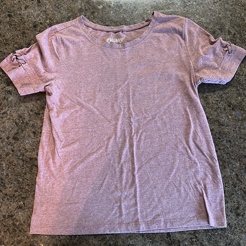 Short sleeve shirt